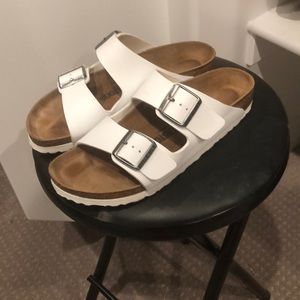 White Birkenstock’s